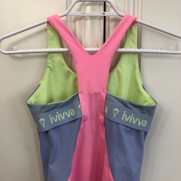 Ivivva by Lululemon girl’s tank top with bra liner - Picture 4 of 9